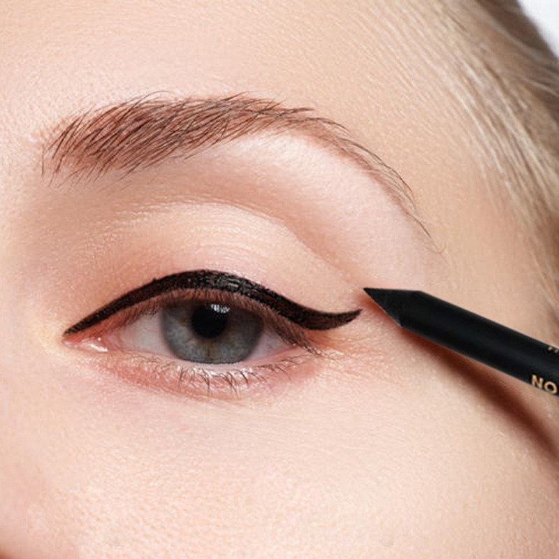 Cosmetic uses for eyeliner