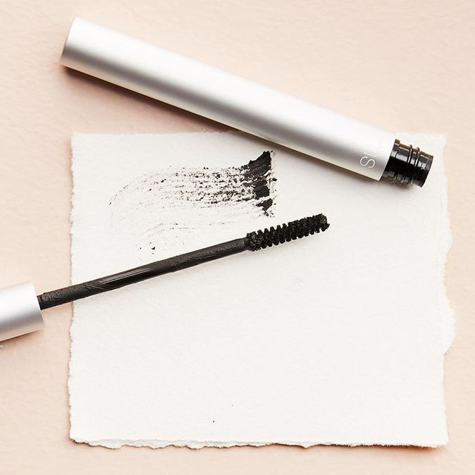 Non-clumping mascara