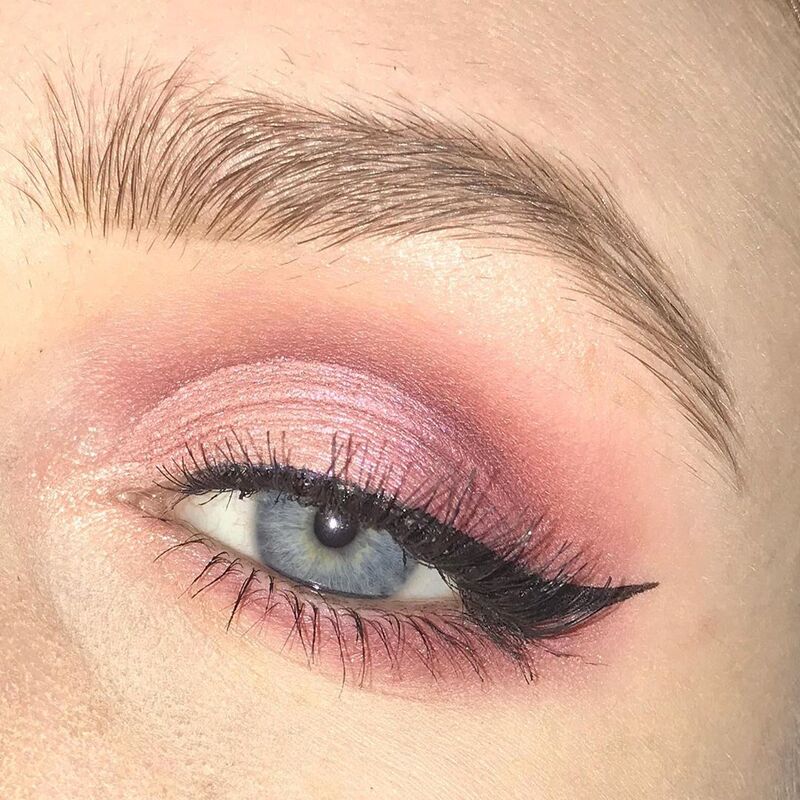 Pink eyeshadow looks