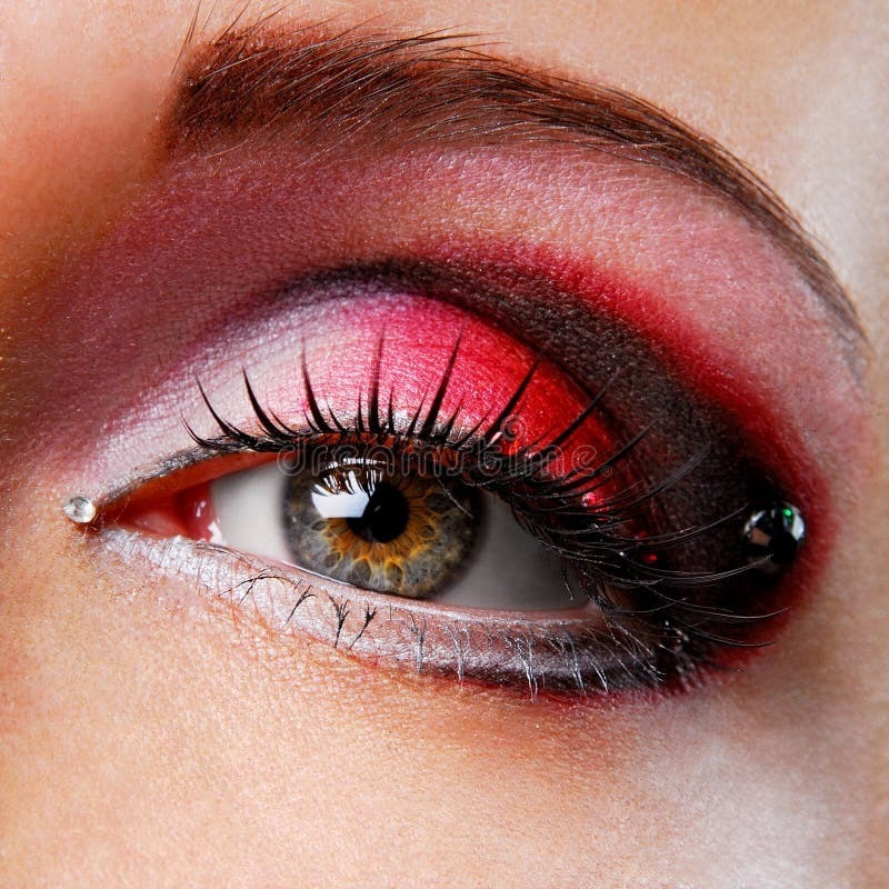 Red eyeshadow