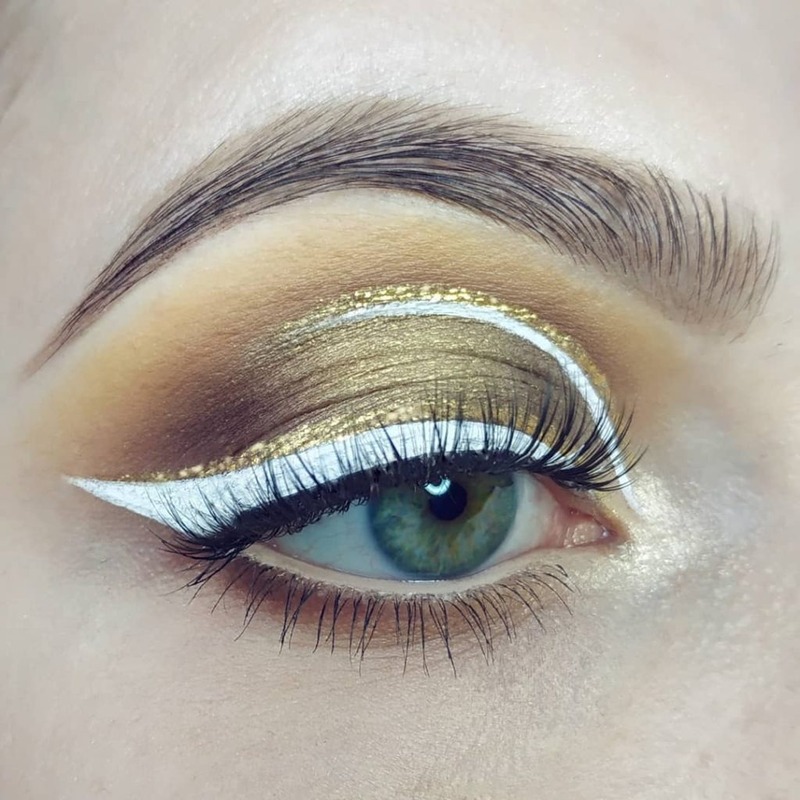 Gold eyeshadow